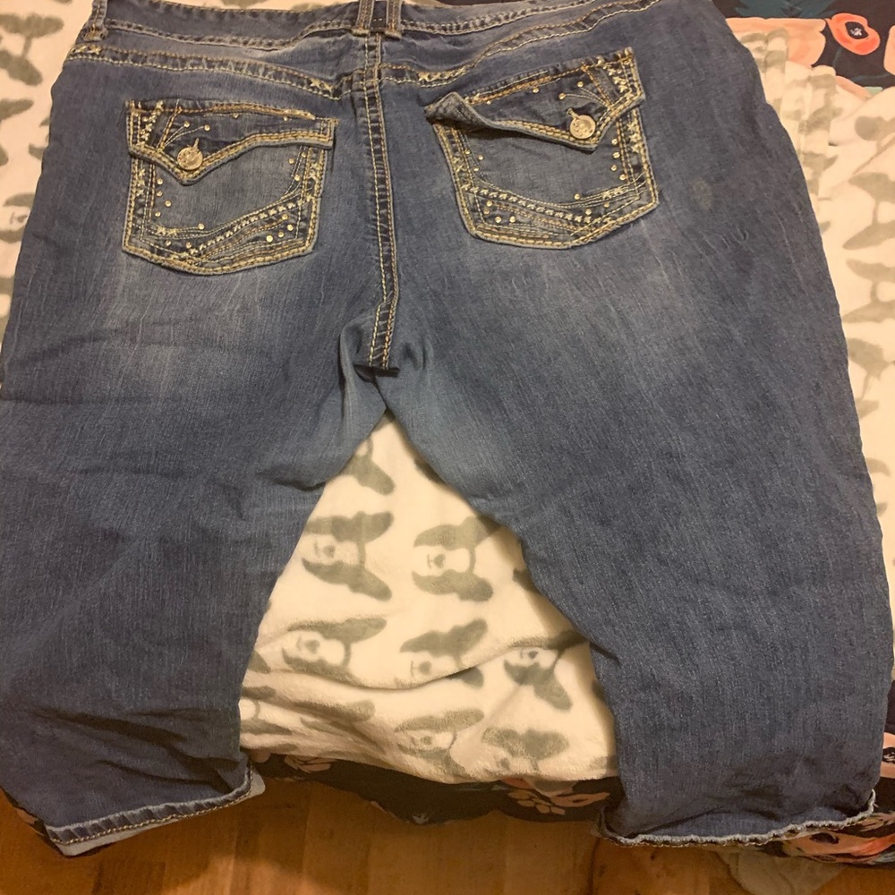 Maurice’s capris